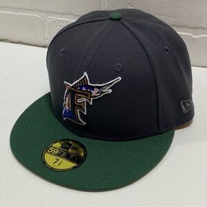 NEW - Florida Marlins NEW ERA 5950 Fitted 10th Anniversary Pink Bottom Cap 7-3/8